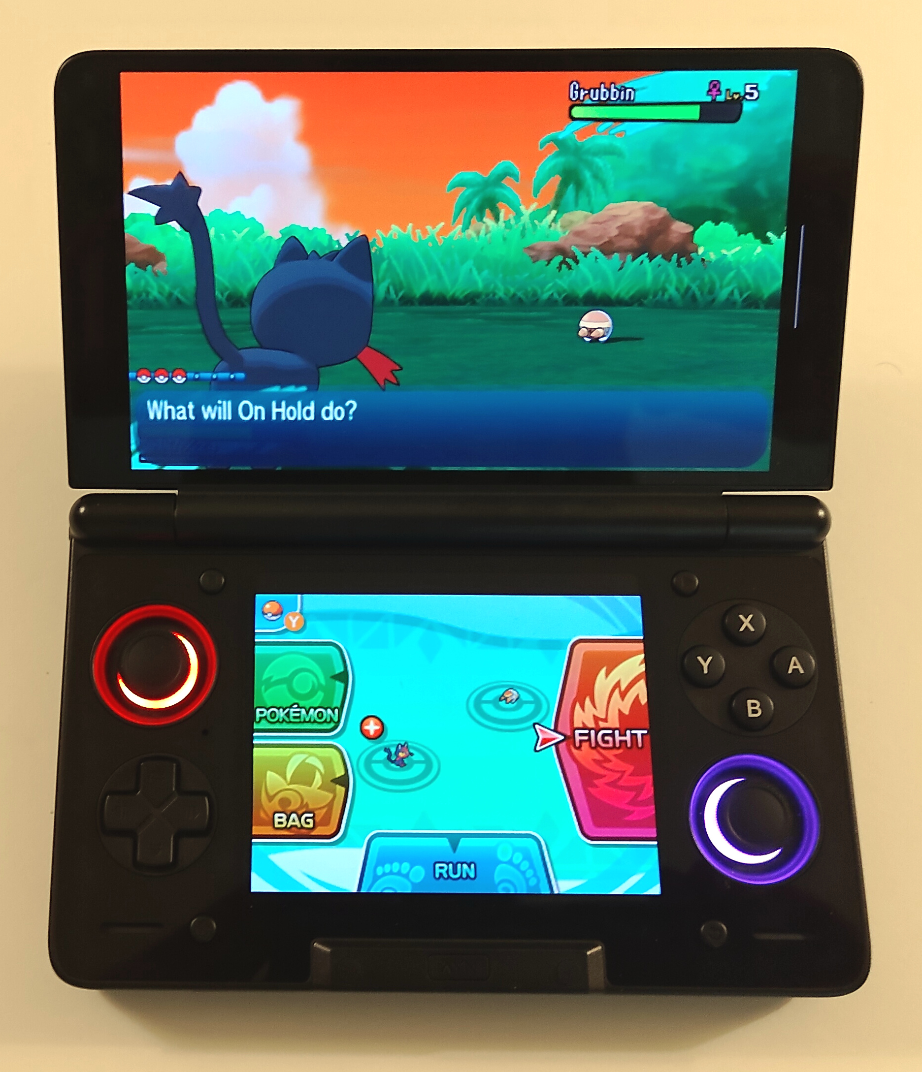 The AYN Thor playing Pokémon Moon